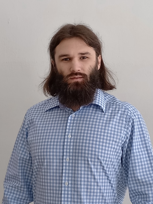 Петров Геннадий Сергеевич.